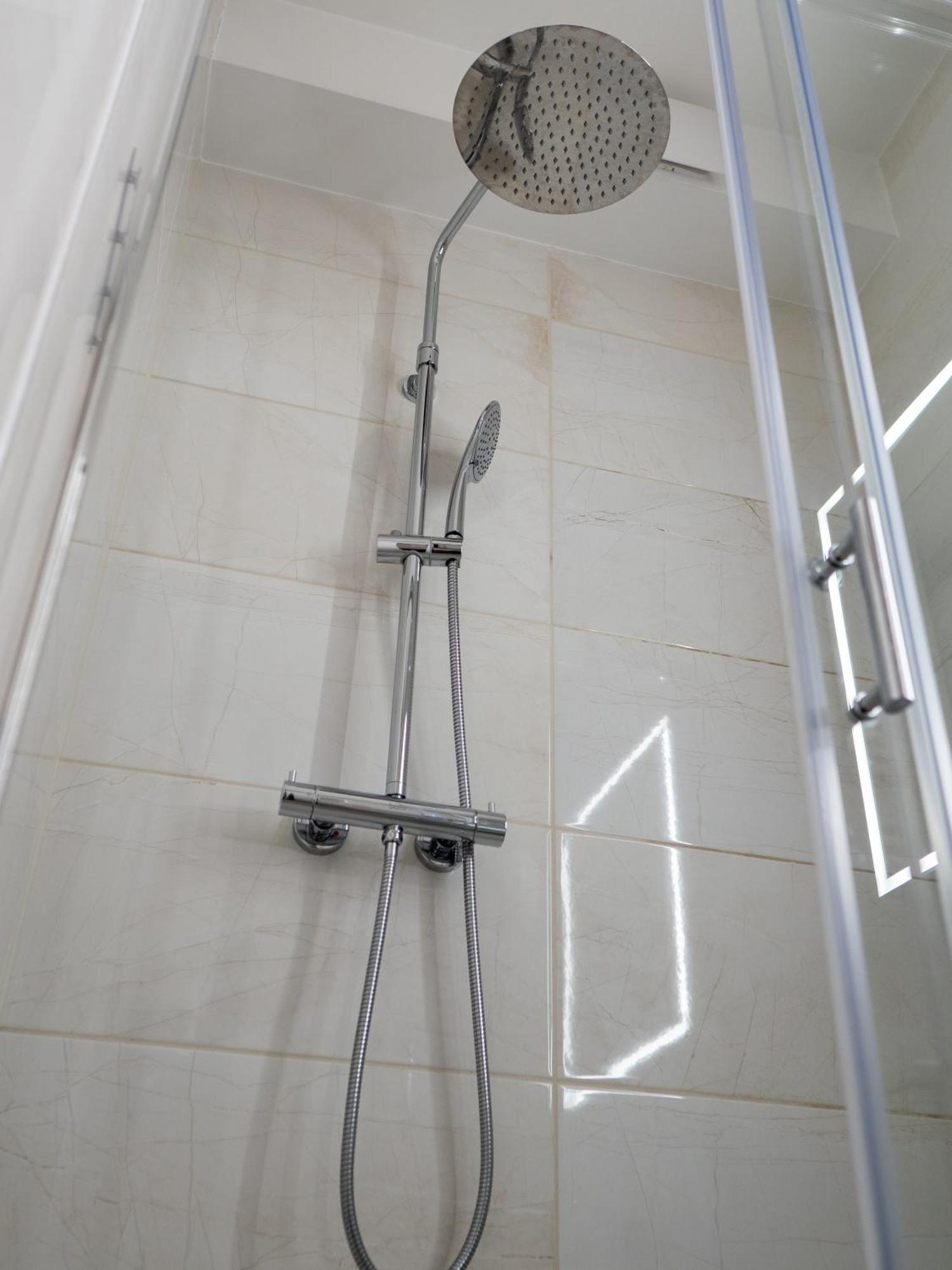 Apartament Classic Comfort Aleja Nmp 8 - Free Parking تشينستوخوفا المظهر الخارجي الصورة