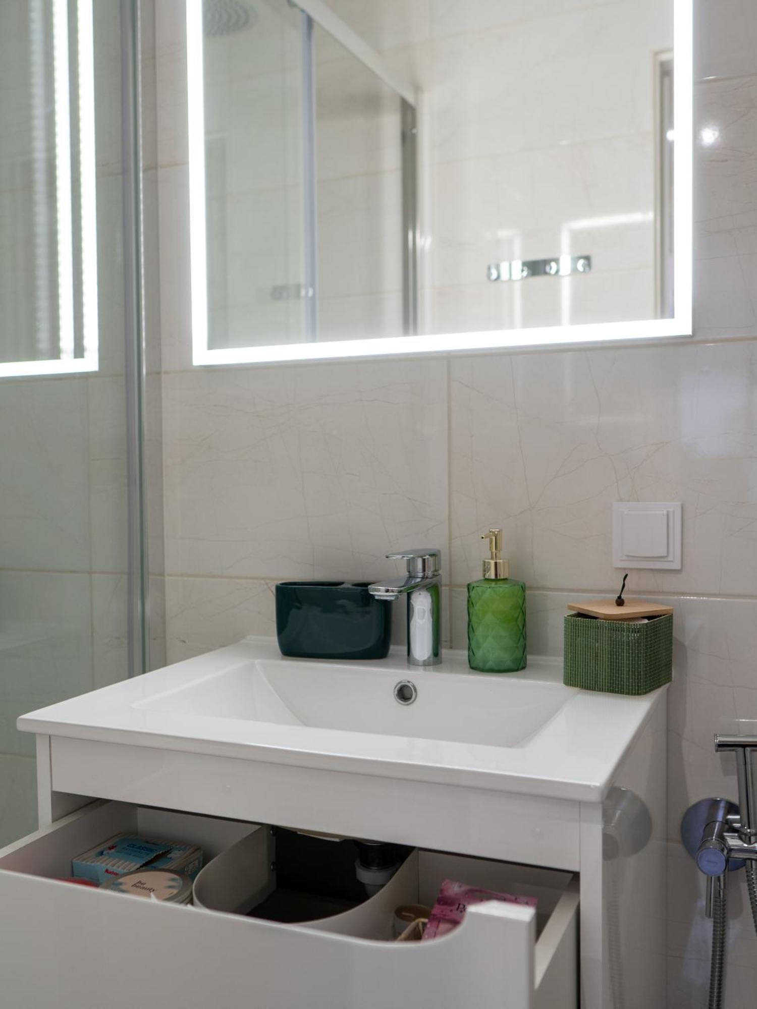 Apartament Classic Comfort Aleja Nmp 8 - Free Parking تشينستوخوفا المظهر الخارجي الصورة
